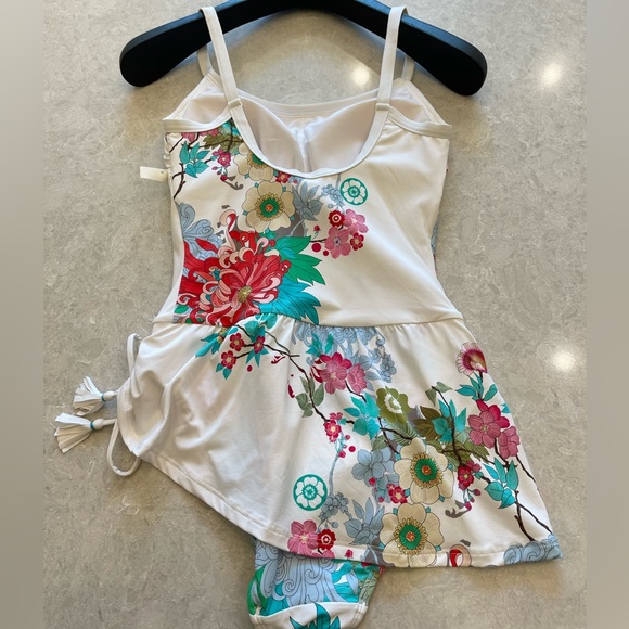 Johnny Was Kia Skirted Tank Bathing Suit Size XS - Picture 9 of 11